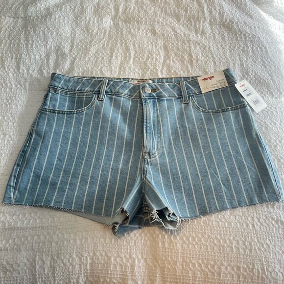 NWT Wrangler High-Rise Vintage 3" Shorts Blue and White Size 12 - Picture 3 of 7